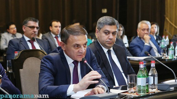 Փաշինյանը Վանեցյանին ու Օսիպյանին գեներալ-մայորի կոչում է շնորհել