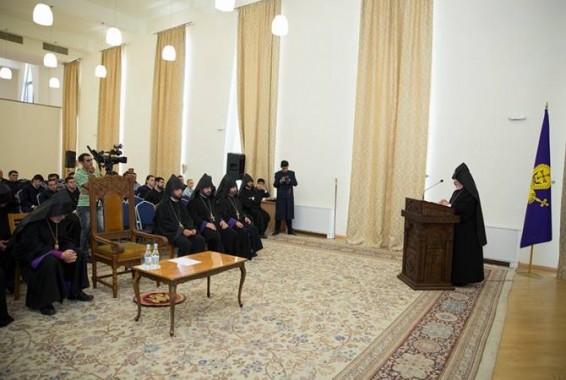 Գևորգյան հոգևոր ճեմարանում կայացել է 2018-2019 ուս տարվա փակման արարողությունը