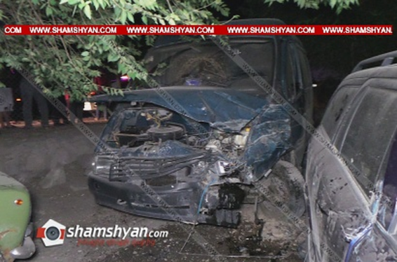 Արարատի մարզում «Գազել»-ը վրաերթի է ենթարկել 18-ամյա հետիոտնին, ապա բարձրությունից ընկնելով բախվել է Opel-ին. Shamshyan.com