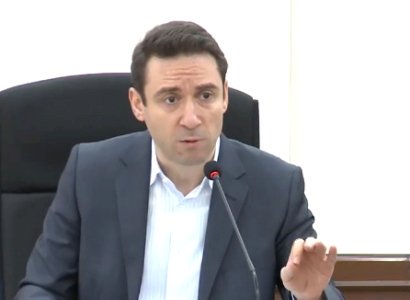 Աշխարհում չկա այնպիսի մարդ, որը կարող է երեւանցիների հետ շանտաժի լեզվով խոսել. Մարությանը՝ «Սանիթեք»-ին