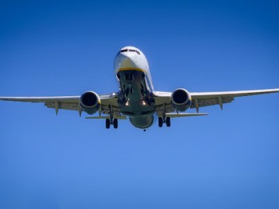 Բրիտանուհին ավիաընկերությունից $106 հազարի հաշիվ է ստացել թռիչքի ժամանակ դուռը բացելու փորձի համար