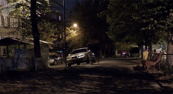 Чуть не убил из-за того, что сам же плохо водит: в Ереване ночью стреляли