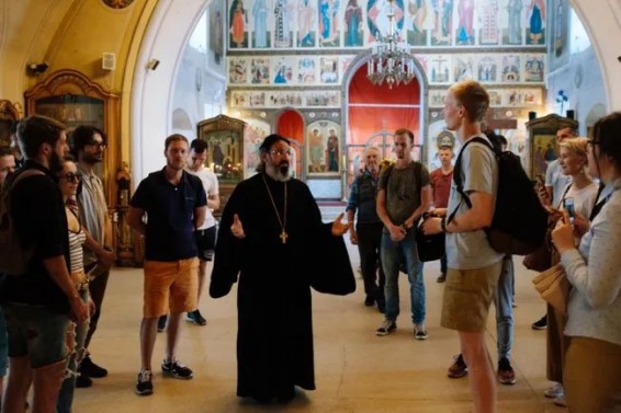 «Դրա համար էլ տաճար ենք». Մոսկվայի կենտրոնում գտնվող տաճարը ցույցի ցրման ընթացքում ապաստան էր տվել ցուցարարներին