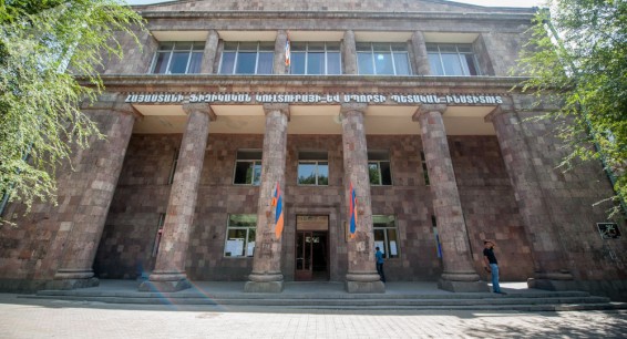 Ֆիզկուլտինստիտուտի ռեկտորը հրաժարական է տվել