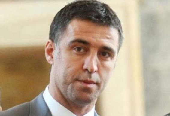 Թուրքիայում ֆուտբոլիստ Շուքյուրին կալանքի օրդեր են տվել հեղաշրջմանը մասնակցելու համար