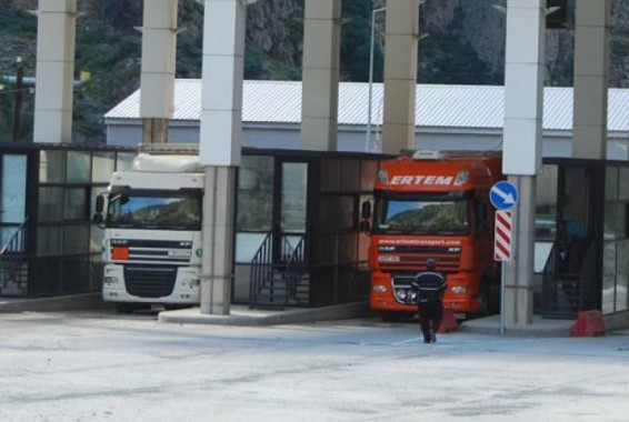 Ларс будет временно закрыт для грузовиков