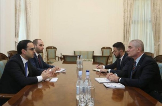 Ռումինիայի դեսպանի հետ հանդիպմանն Ավինյանը կարևորել է գիտատեխնիկական համագործակցության զարգացումը