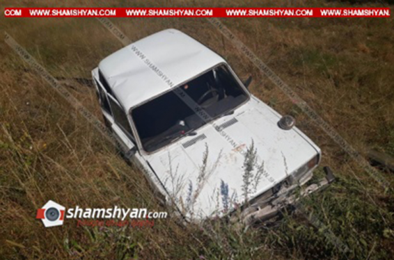 Գեղարքունիքի մարզում ВАЗ 2105-ը բախվել է երկաթե պատնեշին և հայտնվել ձորակում. կան տուժածներ․ Shamshyan.com