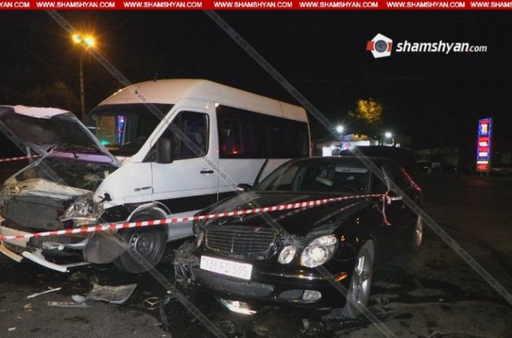 ՃՏՊ՝ Էրեբունիում. բախվել են Mercedes Sprinter-ն ու Mercedes E 350-ը, նախնական տվյալներով կա 6 տուժած