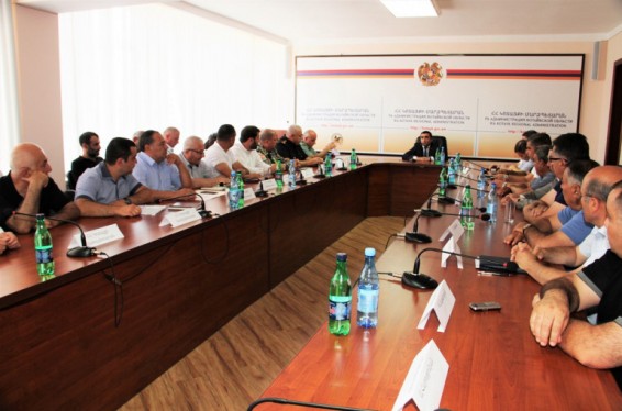 Կոտայքի մարզպետարանում տեղի է ունեցել մարզի խորհրդի արտահերթ նիստ. օրակարգում աշնանը ՀՀ-ում կայանալիք հրամանատարա-շտաբային զորավարժություններ էին