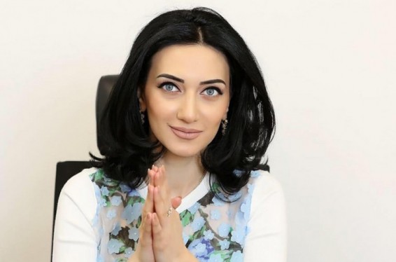 Вы сами превратите себя в дракона, показав все свое лицемерие и недееспособность народу. Арпине Ованнисян Пашиняну