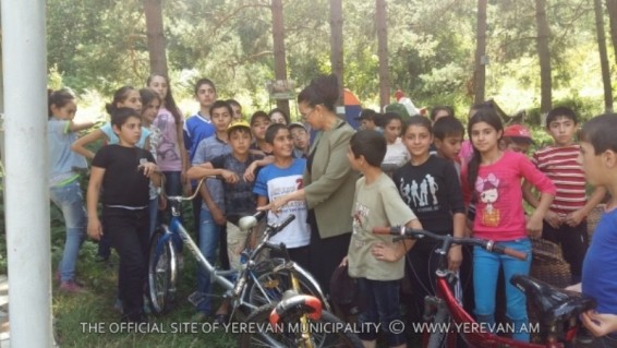 Ավարտվում է երեխաների ամառային հանգիստը մարզաառողջարանային ճամբարներում