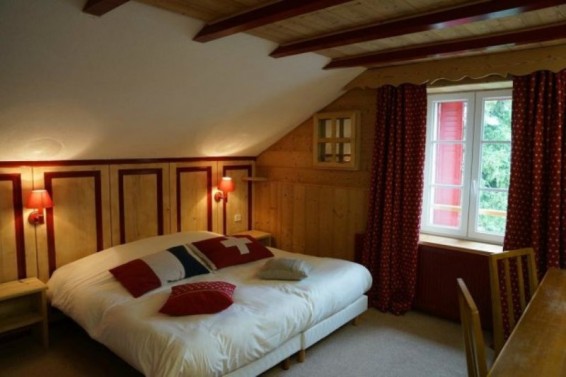 Աշխարհի միակ հյուրանոցը, որը միաժամանակ երկու երկրում քնելու հնարավորություն է ընձեռում