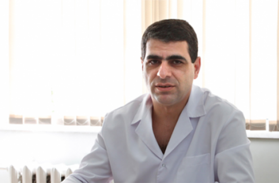 «Ուռուցքաբանական կենտրոնից հեռացել եմ բացառապես ստեղծված իրավիճակի պատճառով». Բժիշկ Շահսուվարյանը հերքում է Արսեն Թորոսյանին