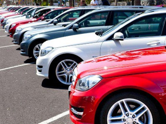 Միքայել Մելքումյանն առաջարկում է մինչեւ 4 տարեկան մեքենաների ներմուծումը մեկ տարով ազատել ԱԱՀ-ից. գործադիրն առարկում է