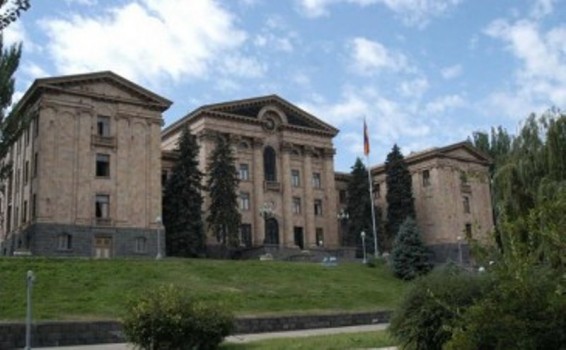 Հայաստանի ԱԺ-ն շարունակում է աշխատանքը. Ըստ ամենայնի, այսօր օրակարգը չի սպառվի (ուղիղ)