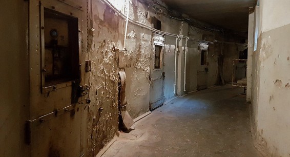 В бунте в УИУ Нубарашен участвовали свыше ста заключенных: в СМИ назвали причину мятежа