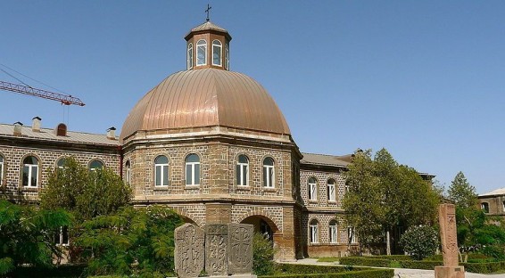 Կարգալույծ են հռչակվել երկու աբեղաներ