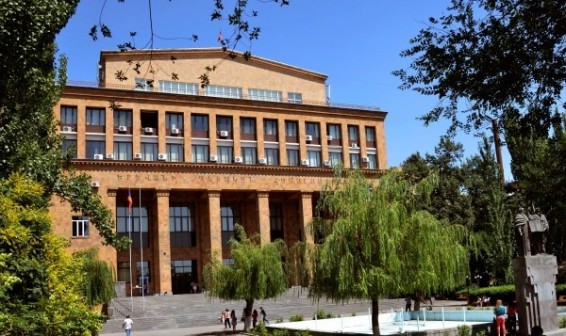 ԵՊՀ 100-ամյակի Գալա ընթրիքին կմասնակցի 450 մարդ