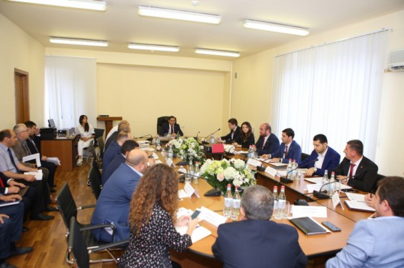Բանակը մեր պետության ամրության երաշխիքն է․ Սուրեն Պապիկյանը խորհրդակցություն է անցկացրել մարզպետների հետ