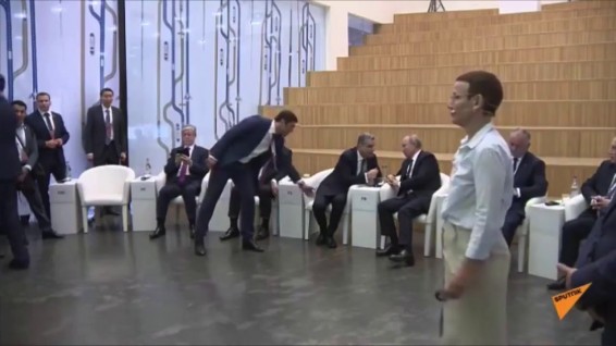 Тигран Саркисян на место Пашиняна рядом с Путиным сел