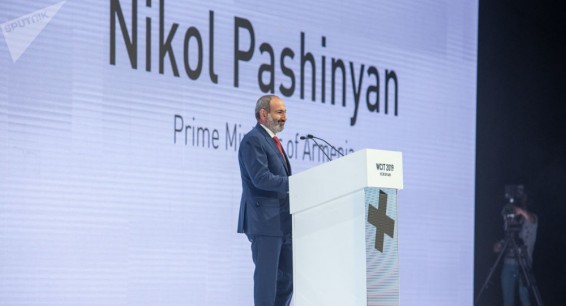 Никол Пашинян обсудил с гендиректором 