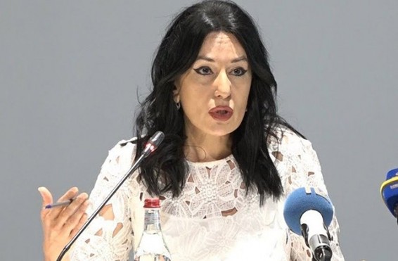 «Մի մտեք հայոց լեզվի տաճարը ու մի շփոթեք այն ախոռի հետ». Նաիրա Զոհրաբյան