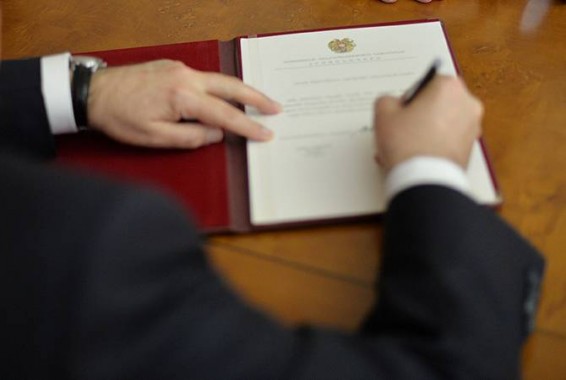 Президент Армении подписал ряд Законов, принятых НС