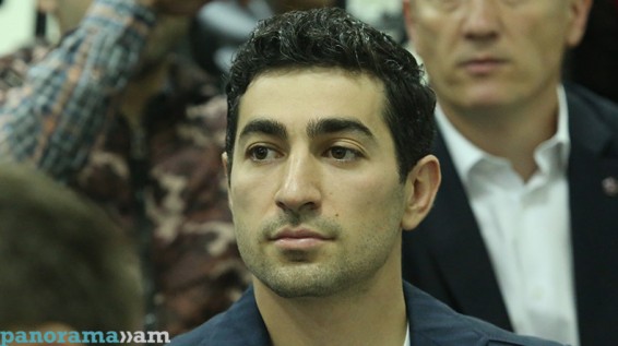 Լևոն Քոչարյան. Թույլ չեն տվել, որ Ռոբերտ Քոչարյանը հիվանդանոցում տեսակցի թոռնիկներին