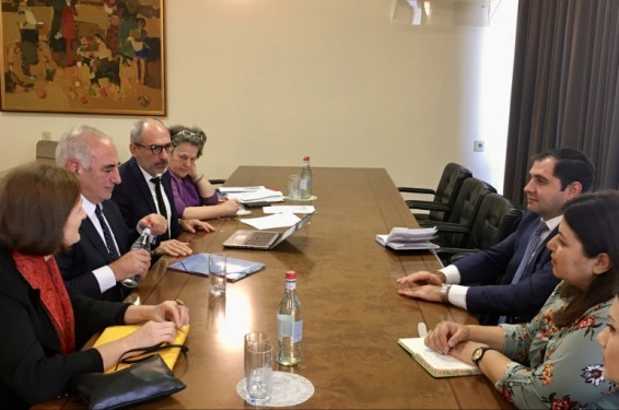 Սուրեն Պապիկյանն ընդունել է Լիոնի փոխքաղաքապետ Ժորժ Կեպենեկյանին