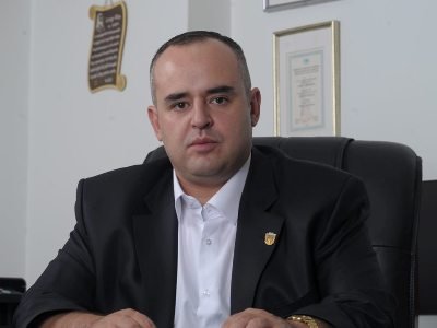Адвокат сигнализирует об аресте крестника брата зятя крестника Грайра Товмасяна