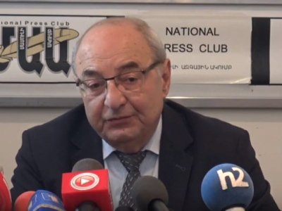 Հիմա բանակցություններ չկան, իսկ դա նշանակում է, որ պատերազմի հավանականությունը մեծանում է. Վազգեն Մանուկյան