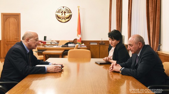 Հայկական երկու պետությունների փոխգործակցությանը վերաբերող մի շարք հարցեր ԵՆ քննարկվել