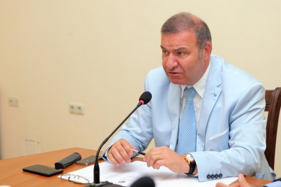 Վերին Լարսի խնդրի լուծման ինչ տարբերակներ կան