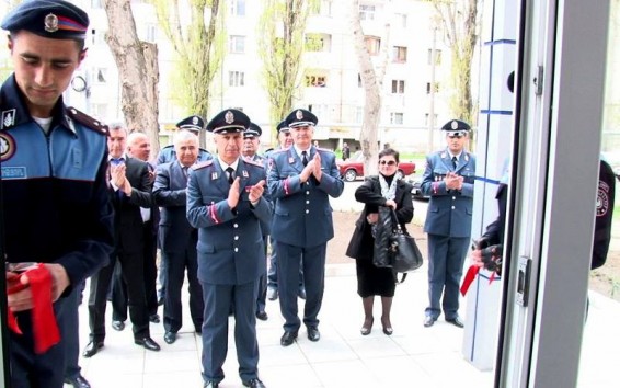 Photo. Համայնքային ոստիկանության նոր հենակետեր բացվեցին Գյումրի և Վանաձոր քաղաքներում