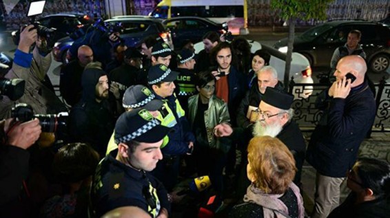 Беспорядки в Тбилиси и Батуми из-за фильма о нетрадиционной любви: задержаны почти 30 человек