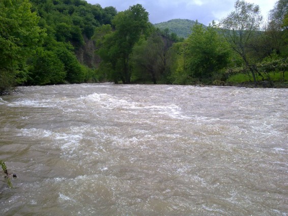 Որոտան գետն ընկած երեխայի մարմինը հայտնաբերել են ջրի մակերեւույթին