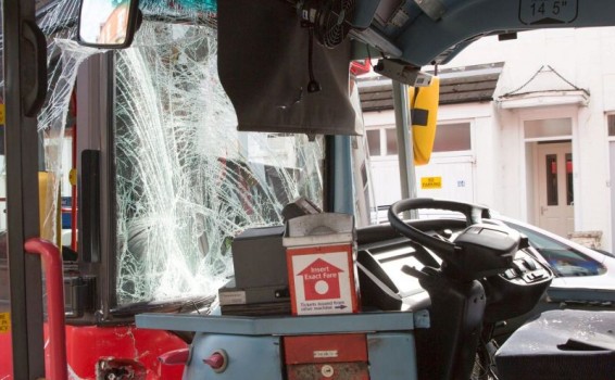 Իրանում ավտոբուսների բախման հետևանքով երեք մարդ զոհվել է, վեցը վնասվածք է ստացել