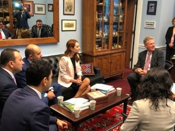 Երբ Փելոսին ասաց, որ բանաձեւը քվեարության է դնելու, մենք չէինք կարող զսպել արցունքները. Փալոնը՝ հայ պատգամավորներին