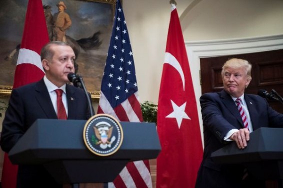 СМИ: Трамп предложил Эрдогану сделку на $ 100 млрд в обмен на отказ от С-400