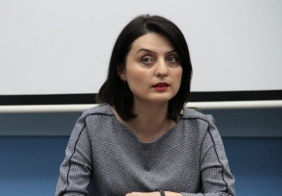 Նախարարի խոսքի ենթատեքստն ասում է, եթե նույնիսկ նրանք գիշերօթիկ այցելեին, միևնույն է, շաբաթ կիրակի տուն էին գալու ու մահանալու էին. Իշխանյան