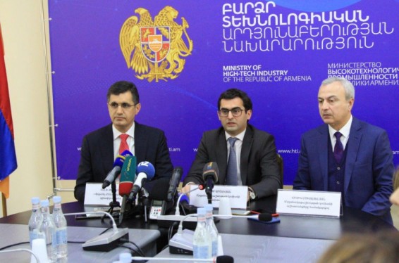 2019-ին ՏՏ ոլորտում համաշխարհային ներդրման համար ՀՀ պետական մրցանակի դափնեկիրն է «Origami World» տեսություն հիմնադիր Տակեո Կանադեն