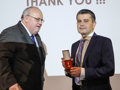 Լեհաստանի մշակույթի նախարարությունը մեդալ է հանձնել Արման Պադարյանին