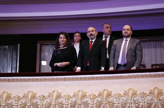 Վարչապետի կողքին կանգնելն արդեն զորակցության նշան է. ԿԳՄՍ նախարարը խուսափում է հանդիպումից. «Հրապարակ»