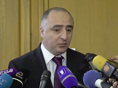 ՀՔԾ պետը խոստանում է լրիվ բացահայտել ոստիկանությունում «հարցաքննության» սկանդալային տեսագրության միջադեպը