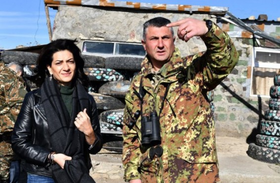 Աննա Հակոբյանը կմեկնի դիրքեր