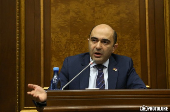 Շրջակա միջավայրի նախարարը ներկա չէ հարցապնդման քննարկմանը. սա պրոբլեմ է, արհամարհական և խորհրդարանի դերը չկարևորող վերաբերմունք. Էդմոն Մարուքյան