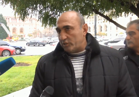 «Դա նույնիսկ մի սառնարանի փող էլ չի»․ Արծվաշենցիները կառավարության դիմաց են