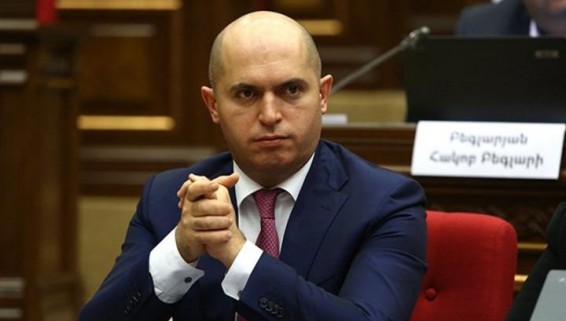 Իշխանությունները պետք է հաշվարկեն, որ քաղաքական հետապնդումները թուլացնում են և՛ իրենց իշխանությունը, և՛, ավաղ, ՀՀ–ն․ Արմեն Աշոտյան