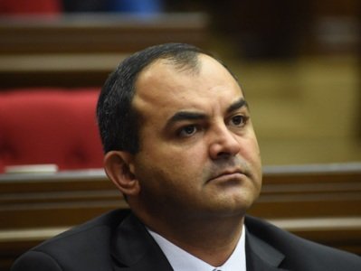 Գլխավոր դատախազ Արթուր Դավթյանը երեք անգամ 100 տոկոսով պարգեւատրել է իրեն.Factor.am